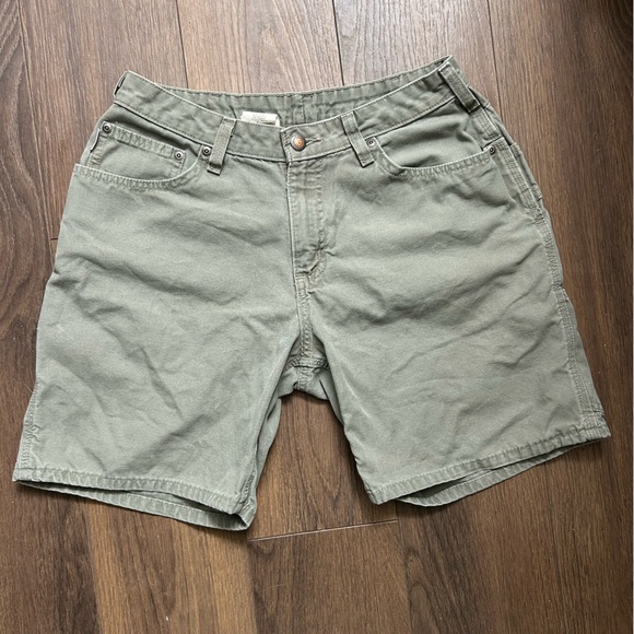 Carhartt Pants - Carhartt carpenter work shorts Crawford Women’s size 8 green/gray